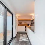 Renovated House With Terrace 3 Bedrooms 3* واسكال