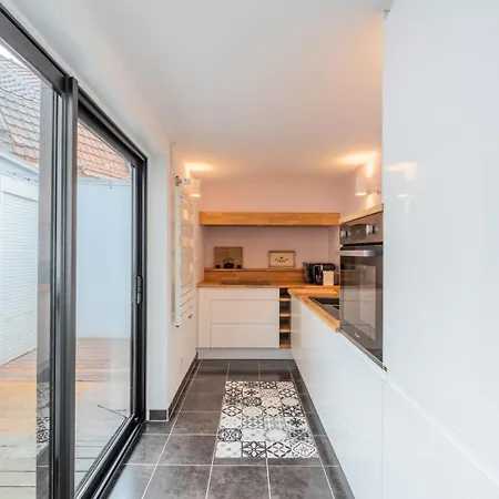 Renovated House With Terrace 3 Bedrooms 3* 와스칼