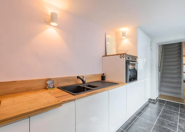 Renovated House With Terrace 3 Bedrooms Maison d'hôtes Wasquehal