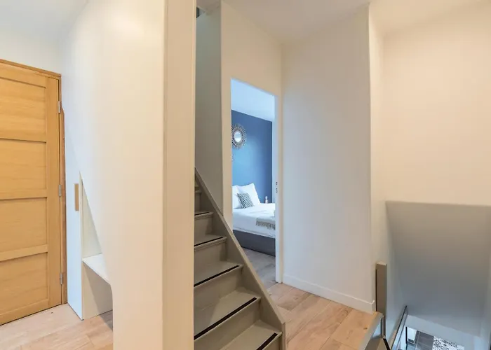 Renovated House With Terrace 3 Bedrooms Maison d'hôtes 3*