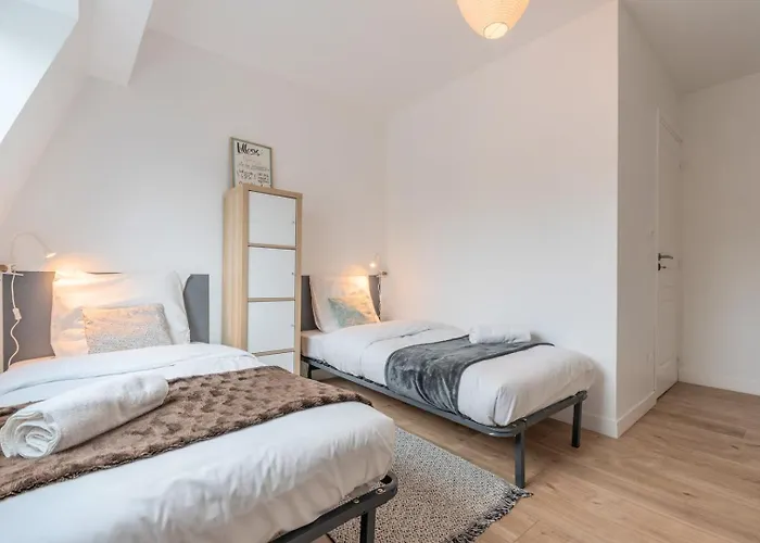 Renovated House With Terrace 3 Bedrooms Maison d'hôtes Wasquehal